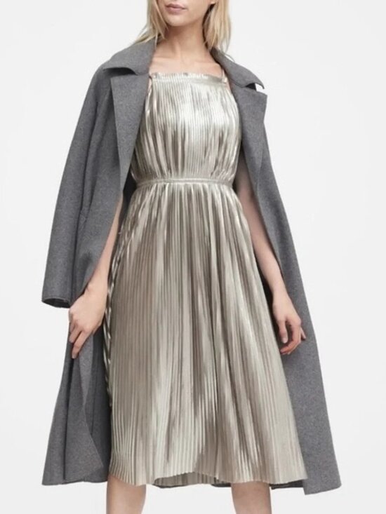 Banana Republic Dresses & Skirts - Bannana Republic Metallic Silver Pleated Midi Dress, Size 2